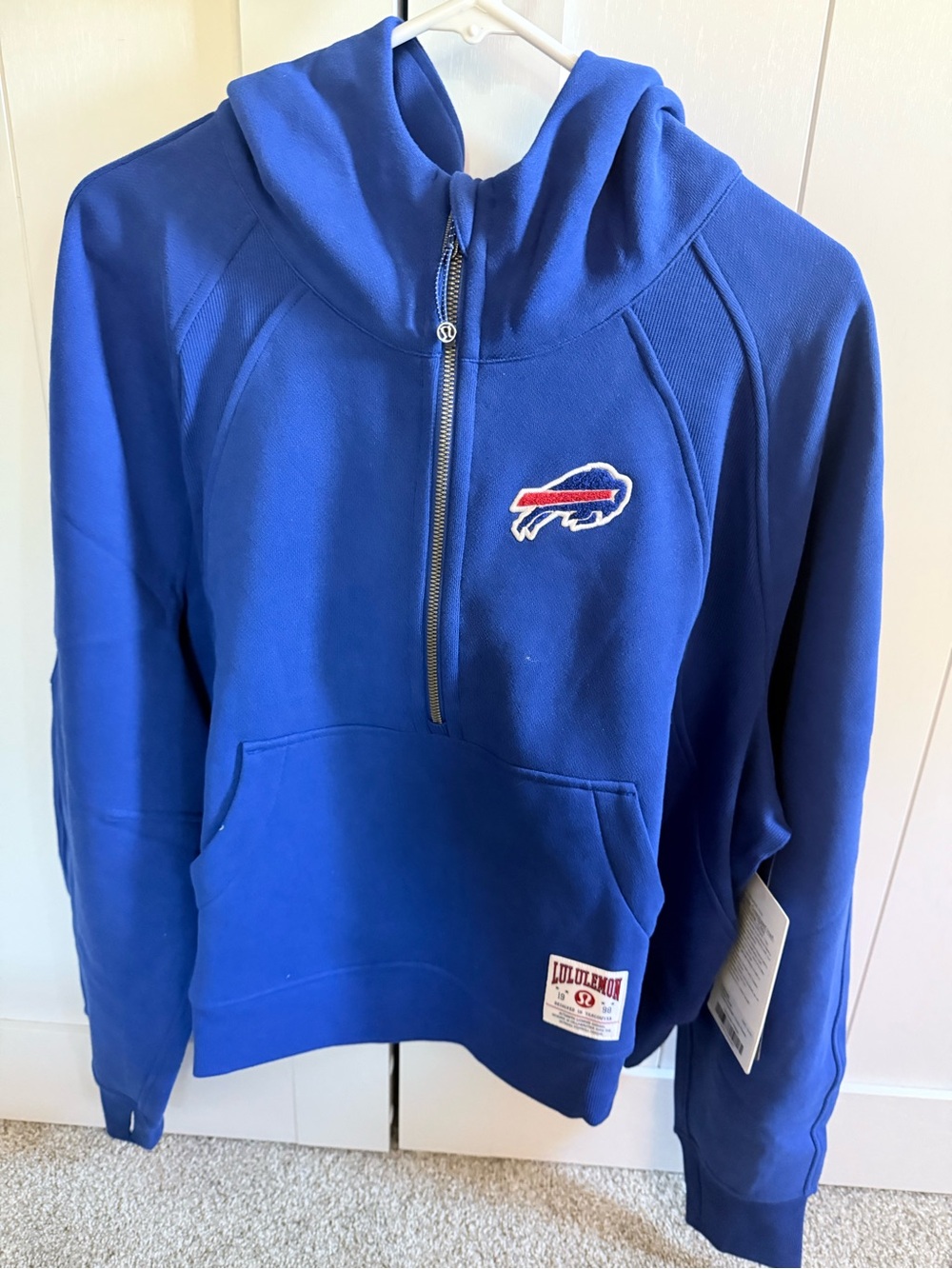 Lululemon NFL Buffalo Bills Scuba, size M/L, brand new with tags